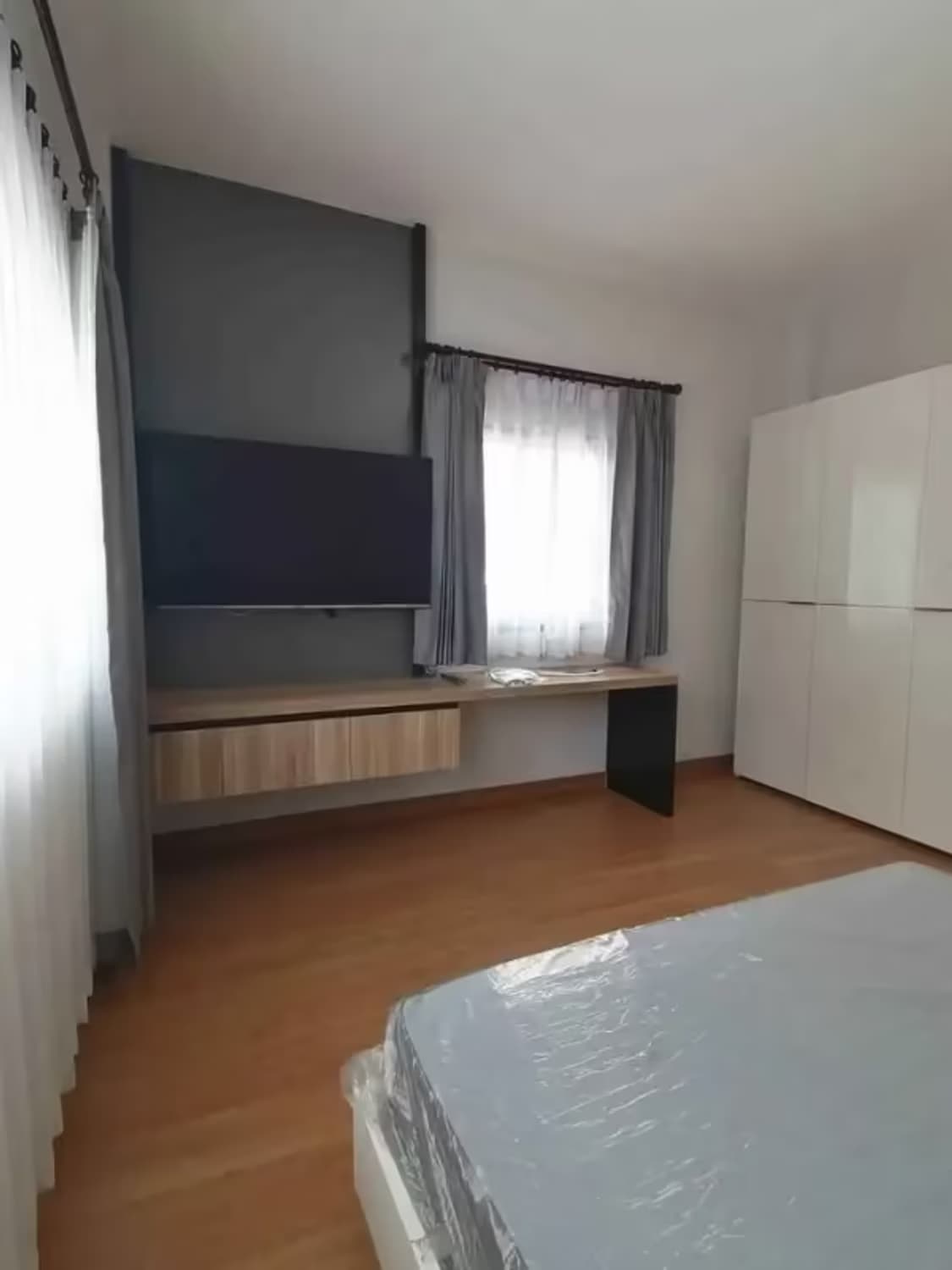 3 Bedroom House - Image 15