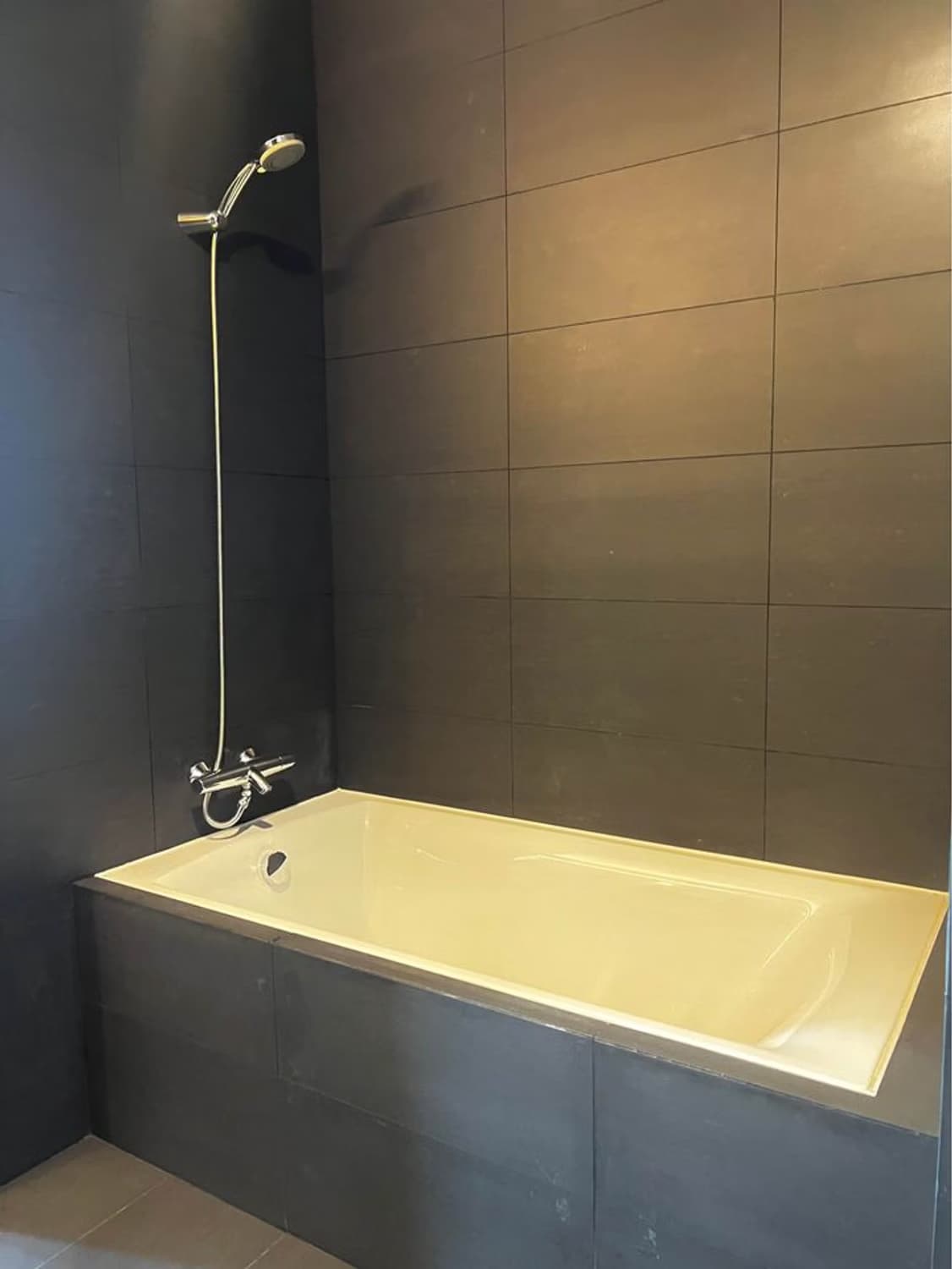 Condo for Rent at Noble Ploenchit - Image 5