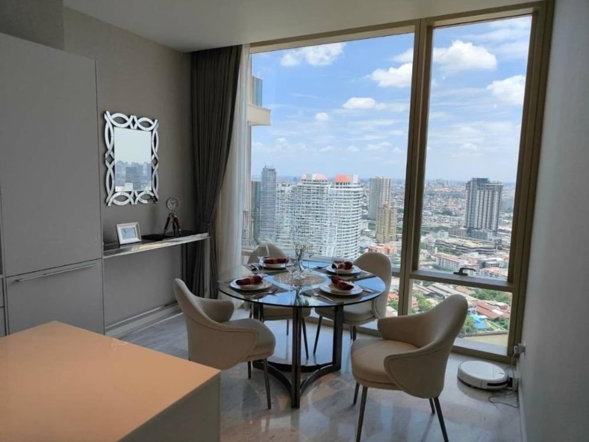 2 ห้องนอน คอนโด สำหรับ จำหน่าย ใน สาทร - Image 3