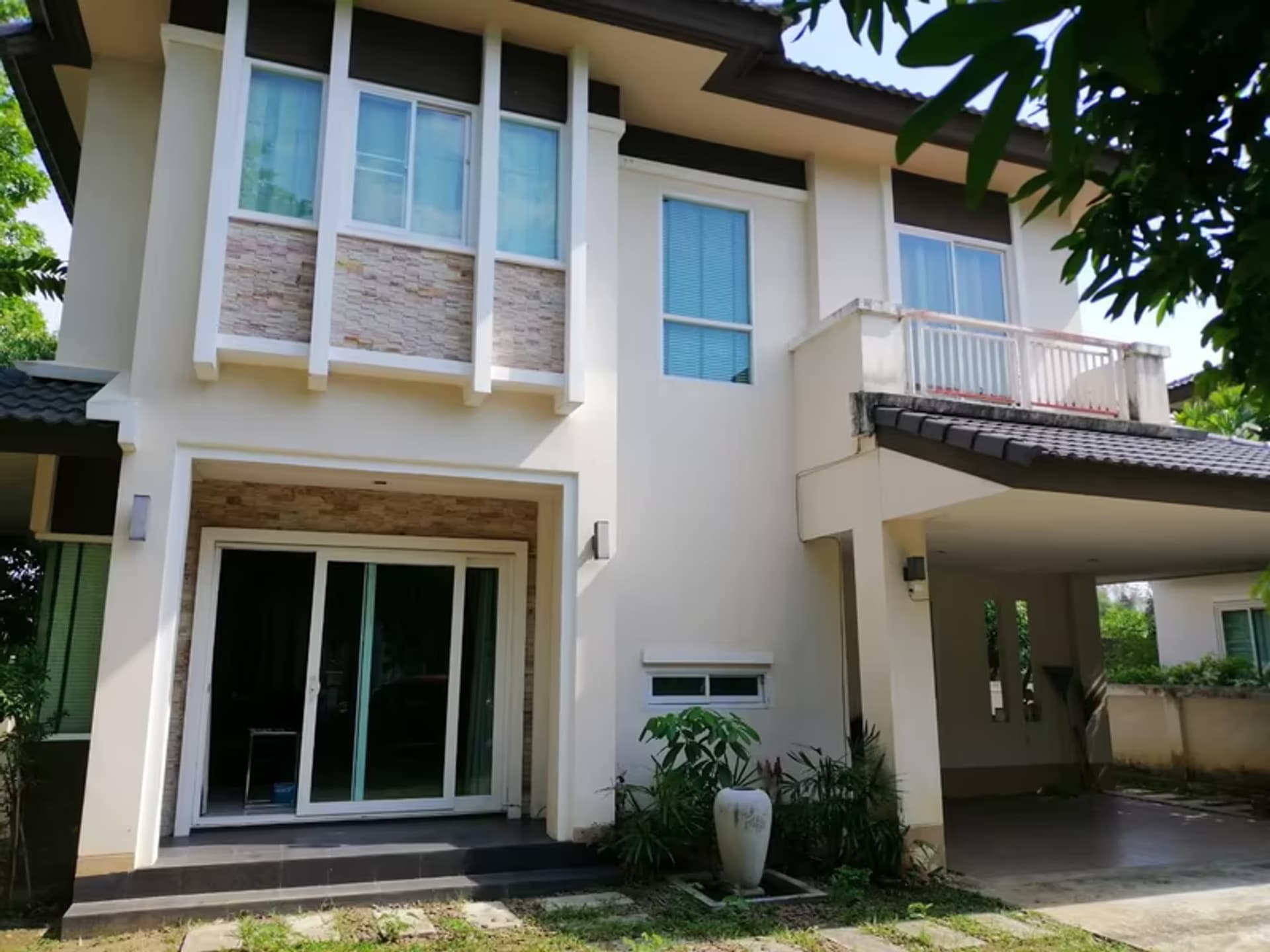 House for Sale w/Tenant, Sale in San Klang, San Kamphaeng. - Image 3