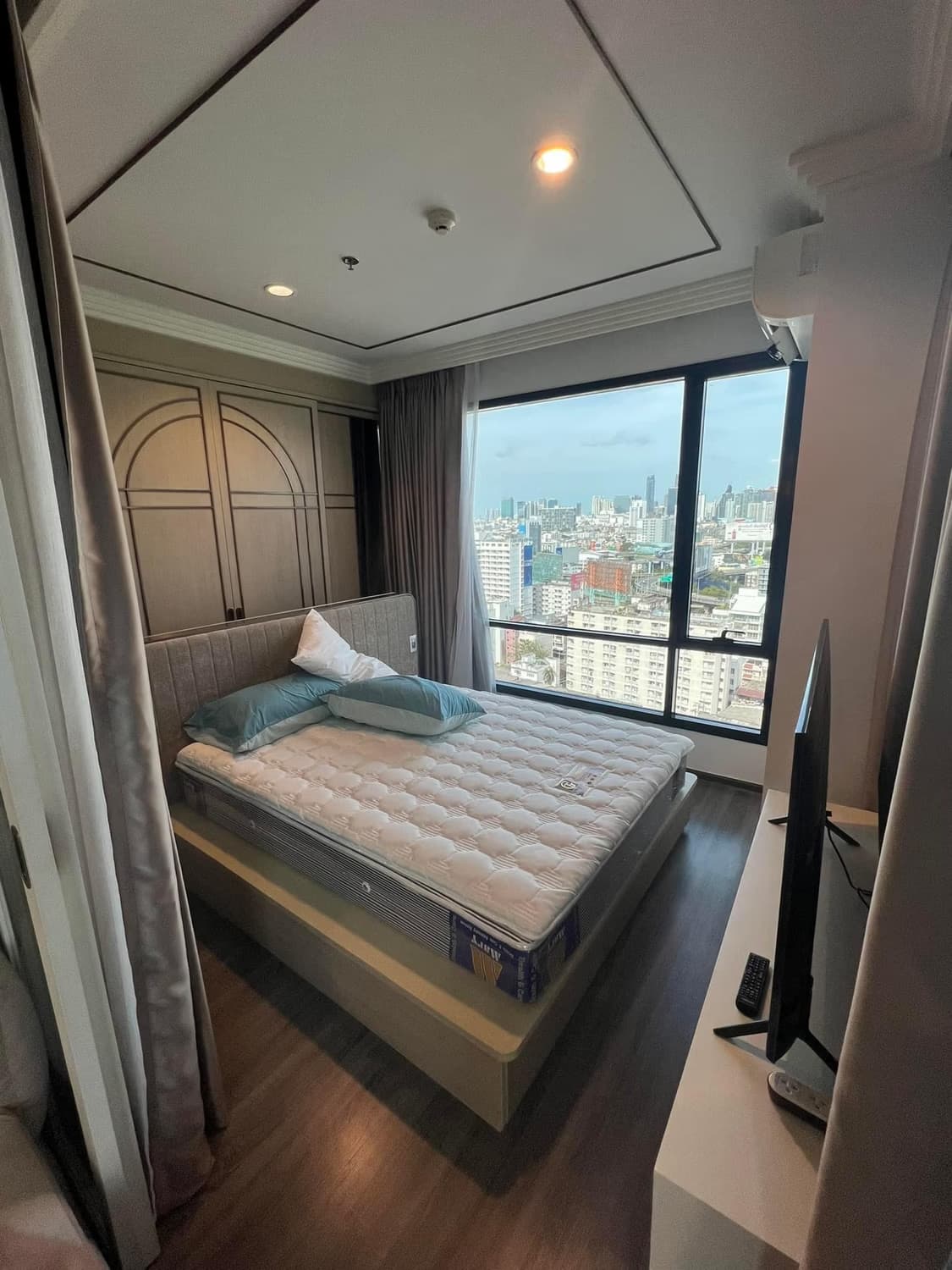 1 Bed Condo for Sale in Ratchathewi - Image 2