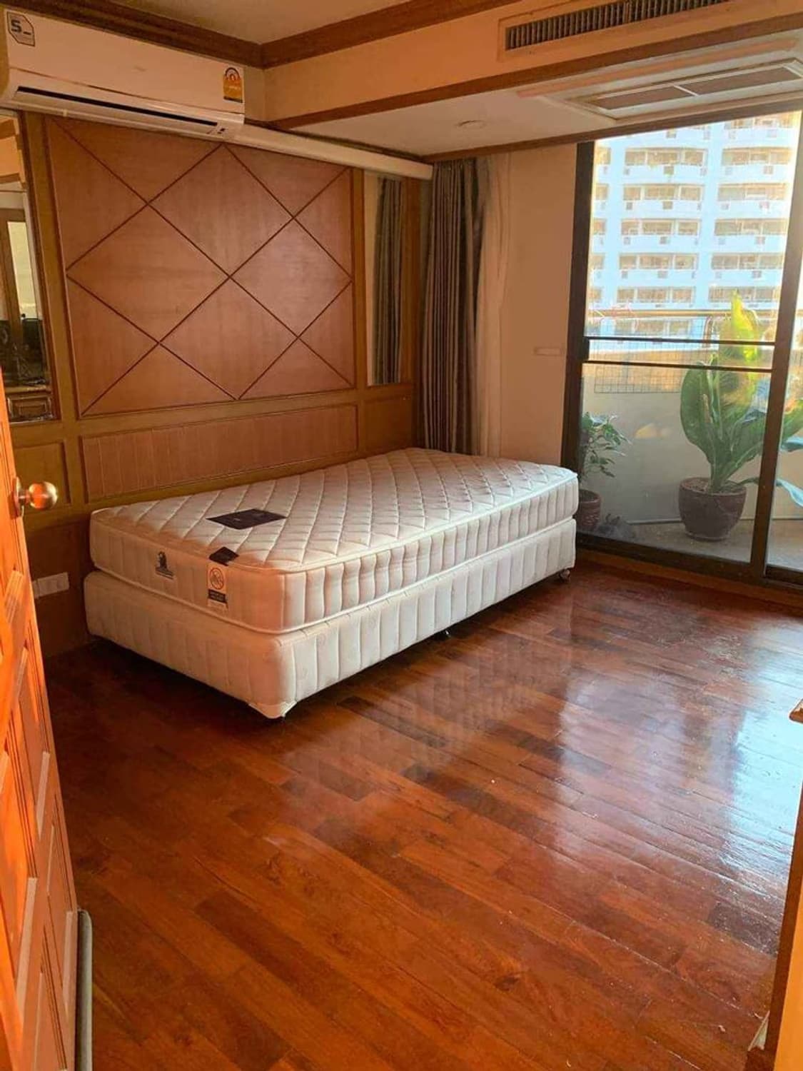 3 Bed Condo for Sale in Suan Luang - Image 15