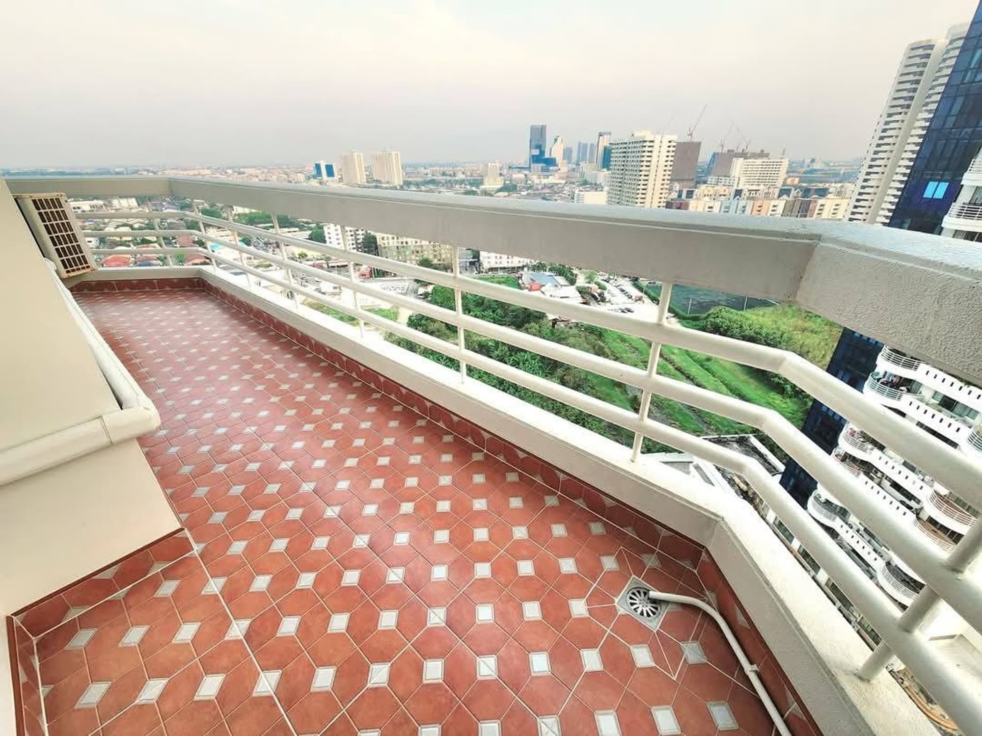 2 Bed Condo for Rent in Bangna - Image 3