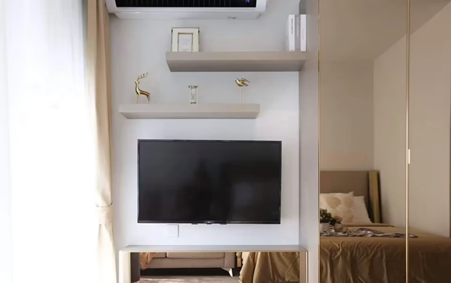 Condo for Rent at Life One Wireless - Image 4