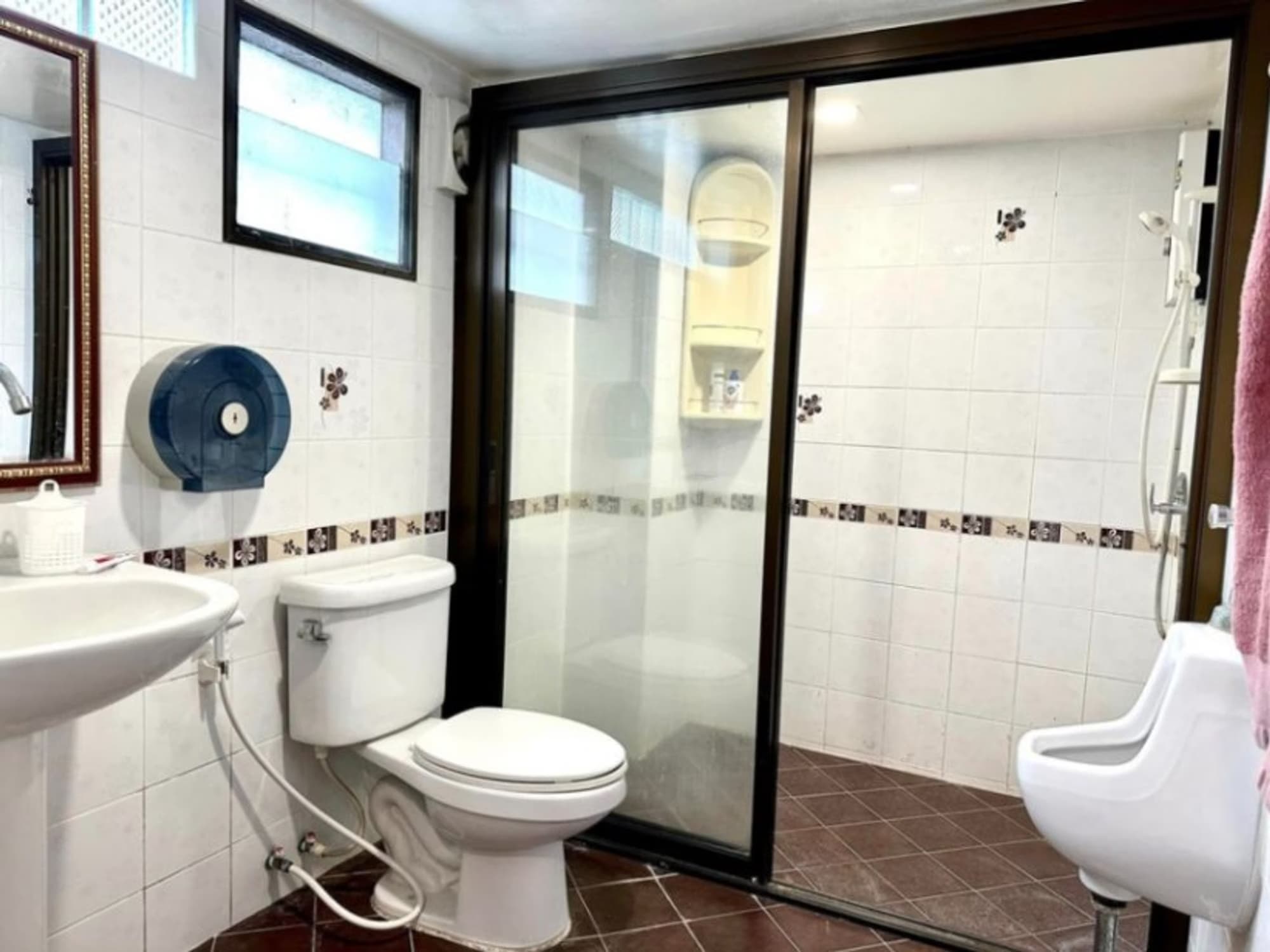 6 Bedroom House for rent in Chiang Mai - Image 17
