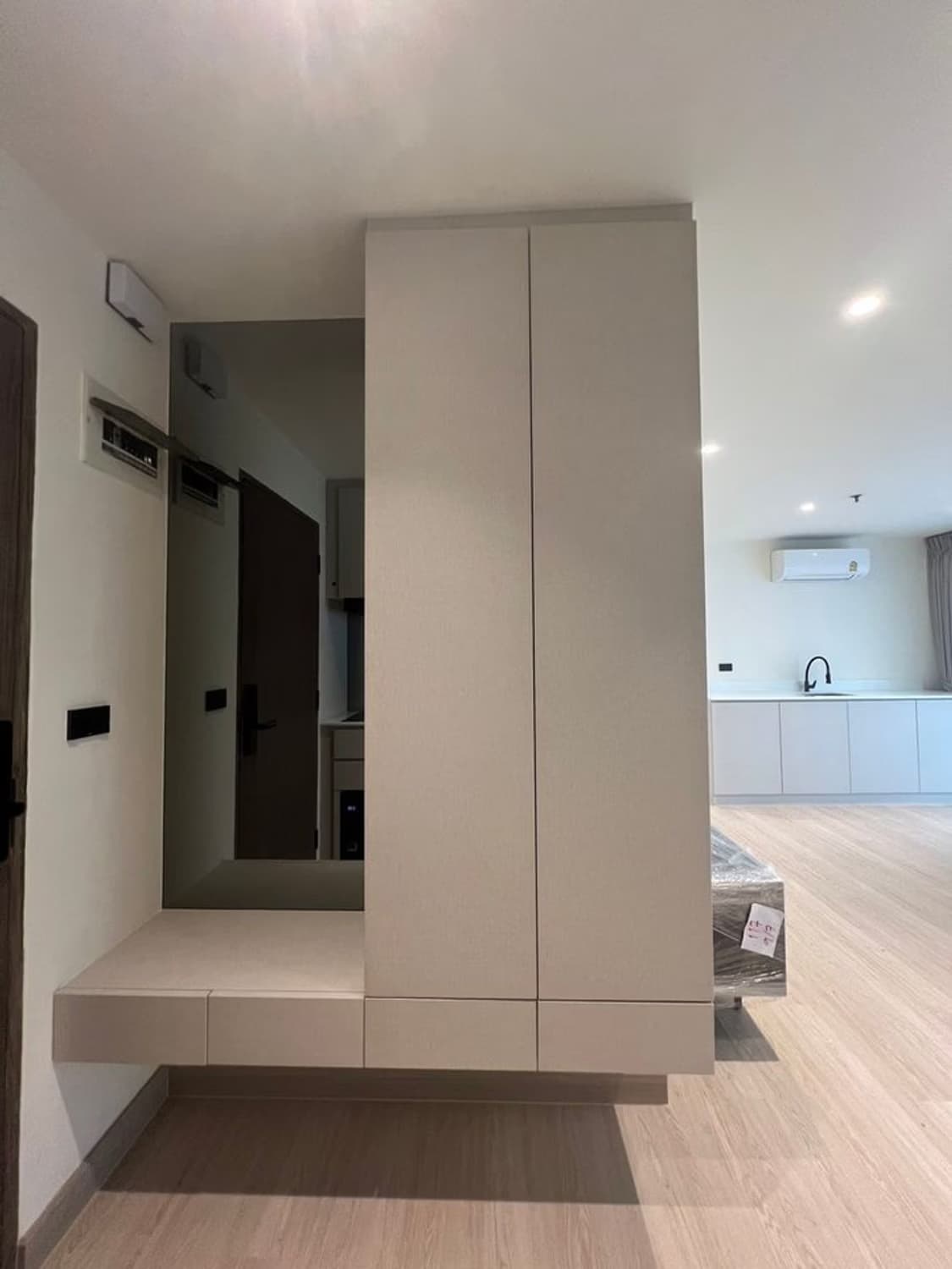 1 Bed Condo for Sale  Near Asok BTS - Image 10