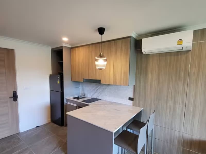 1 Bedroom Condo