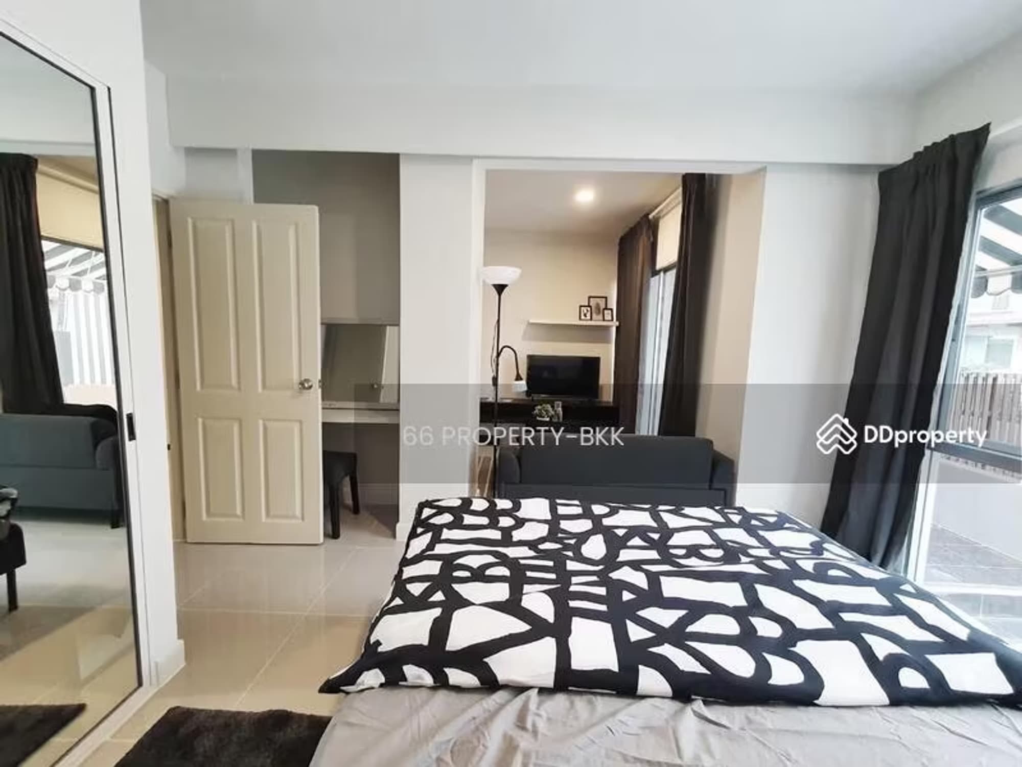 1 Bedroom Condo - Image 4