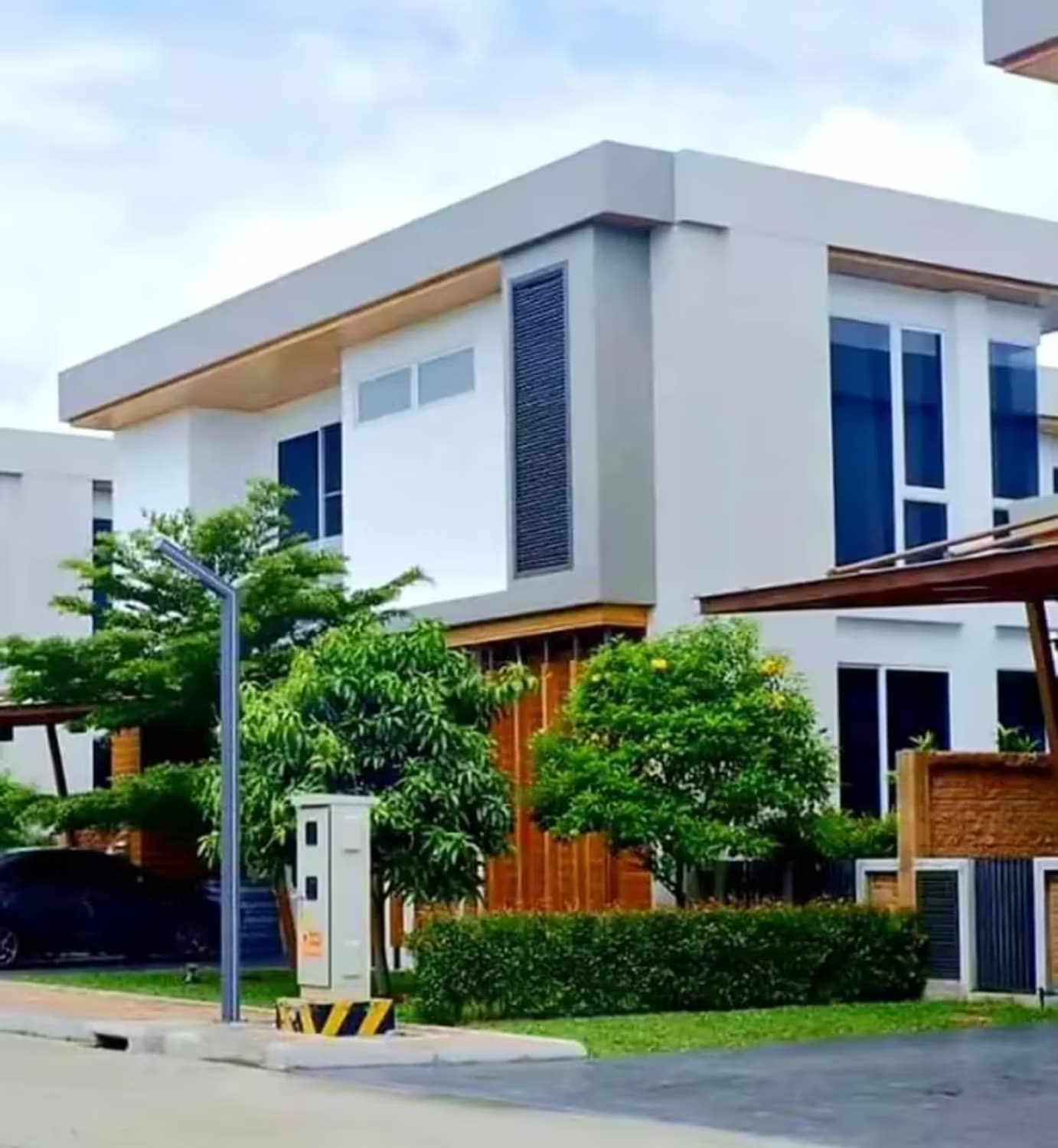 4 Bedroom House - Image 21