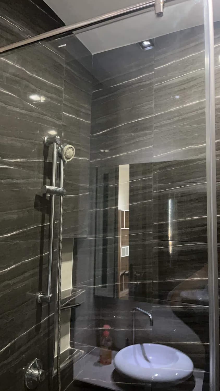 1 Bed Condo for Rent and Sale in Ratchathewi - Image 3