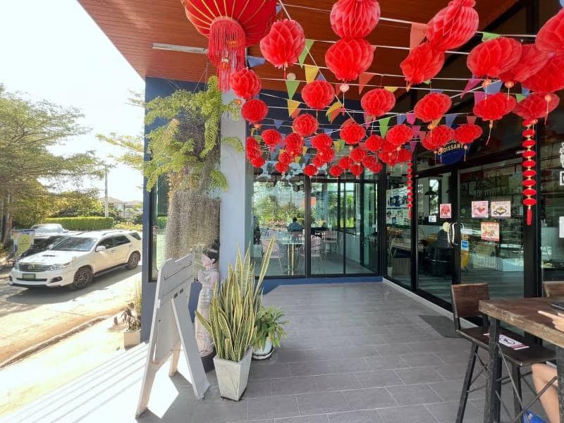 4 Bed House for Rent in San Kamphaeng District