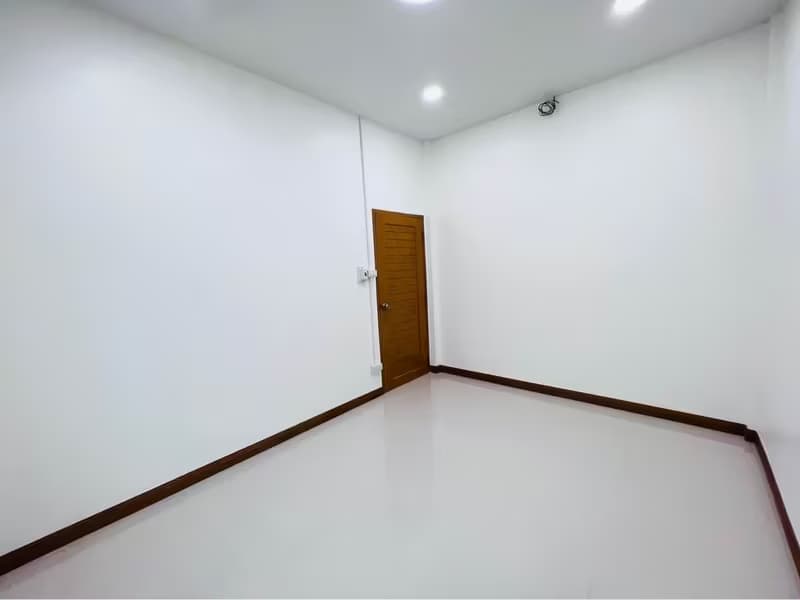 2 Bedroom undefined