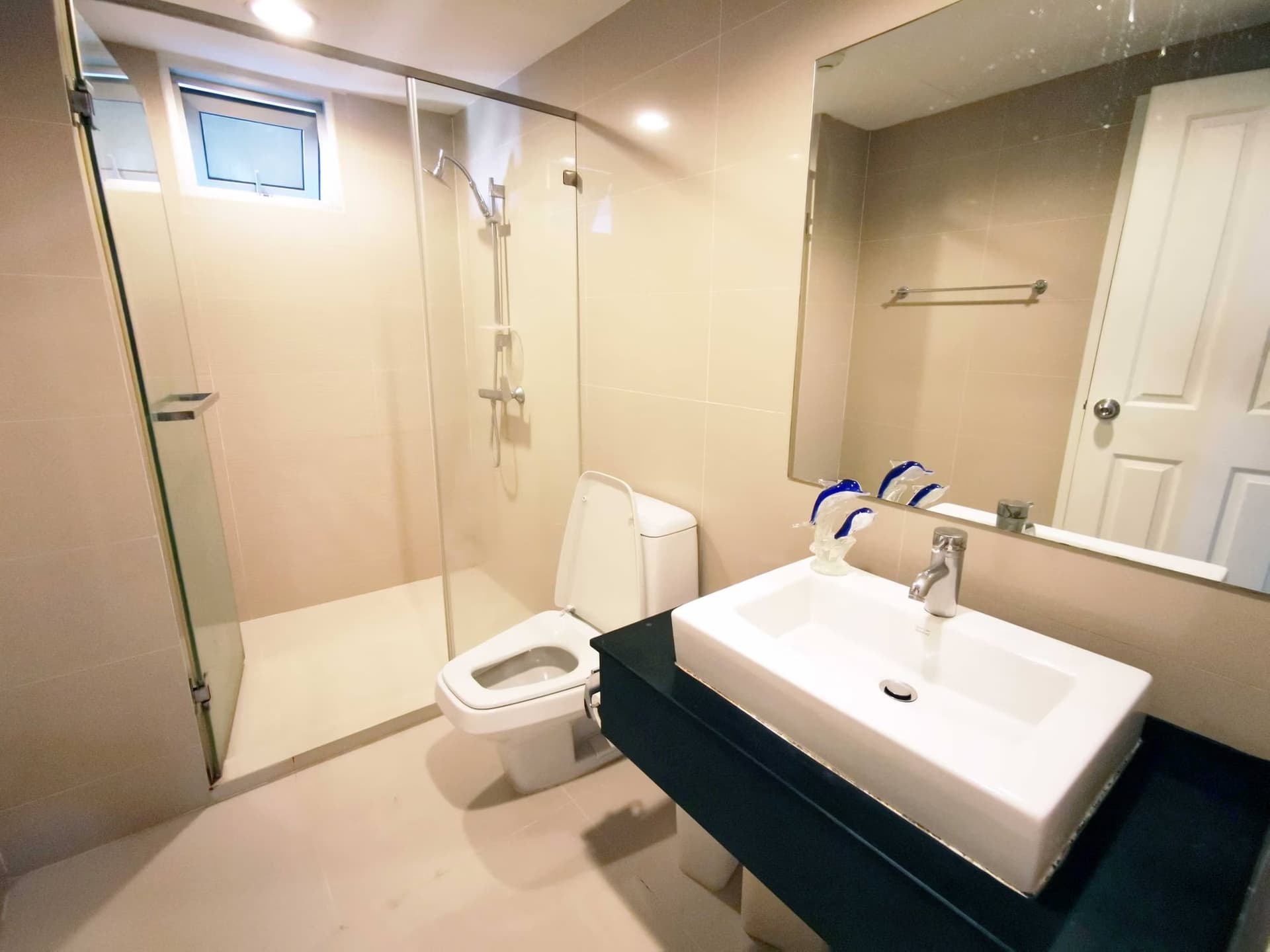 1 ห้องนอน Condo สำหรับ ขายและจำหน่าย ใน ห้วยขวาง - Image 4