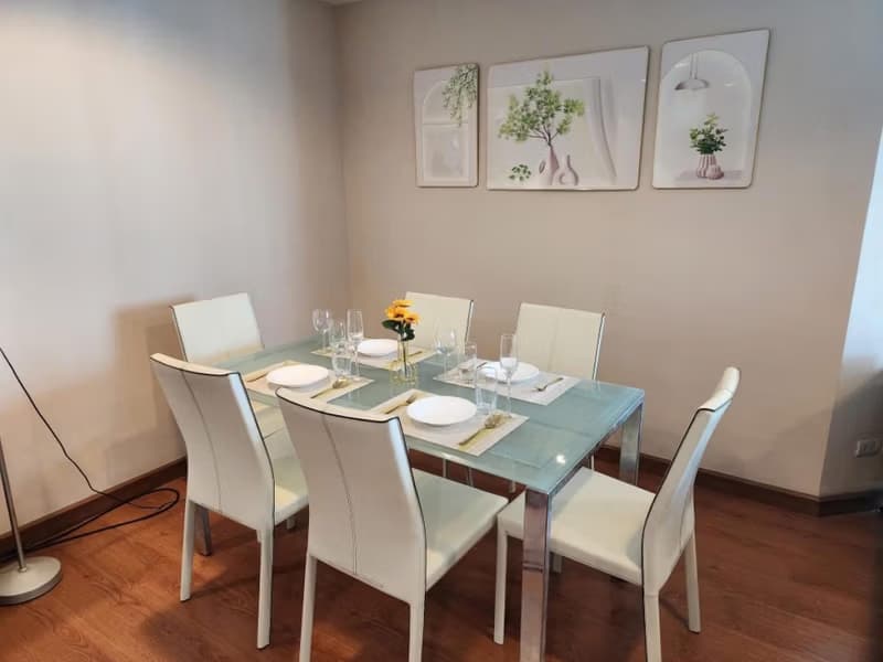 2 Bed Condo for Rent in Huai Khwang