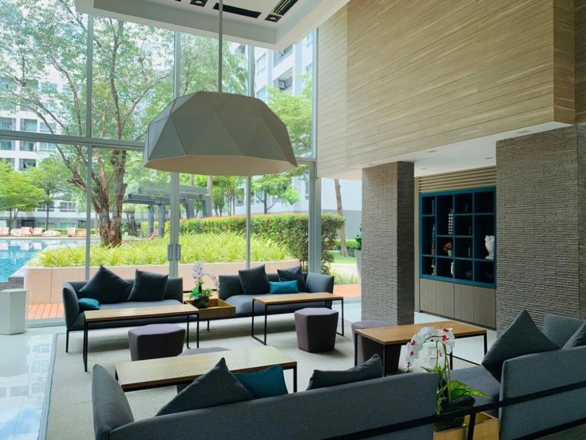 1 Bed Condo for Rent  Near Punnawithi BTS - Image 11