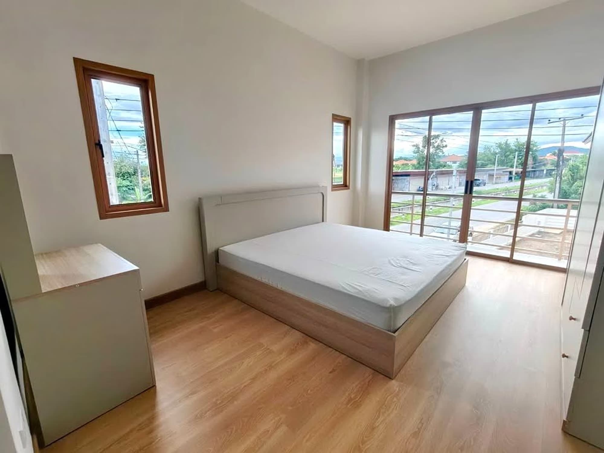 3 Bed House for Rent in Hang Dong District - Image 7