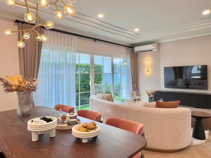 4 Bed House for Rent in Bang Phli