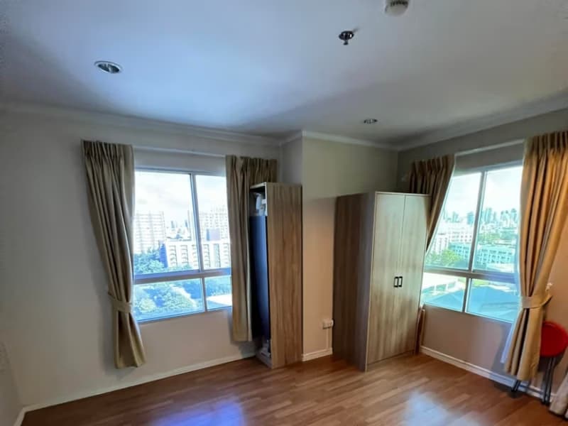 Condo for Sale at Lumpini Park Rama 9 - Ratchada