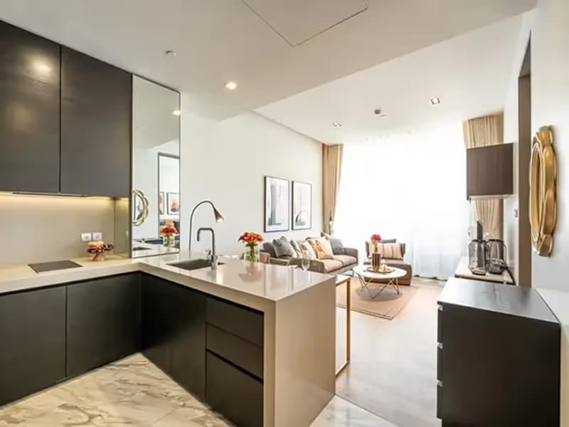 1 Bedroom Condo