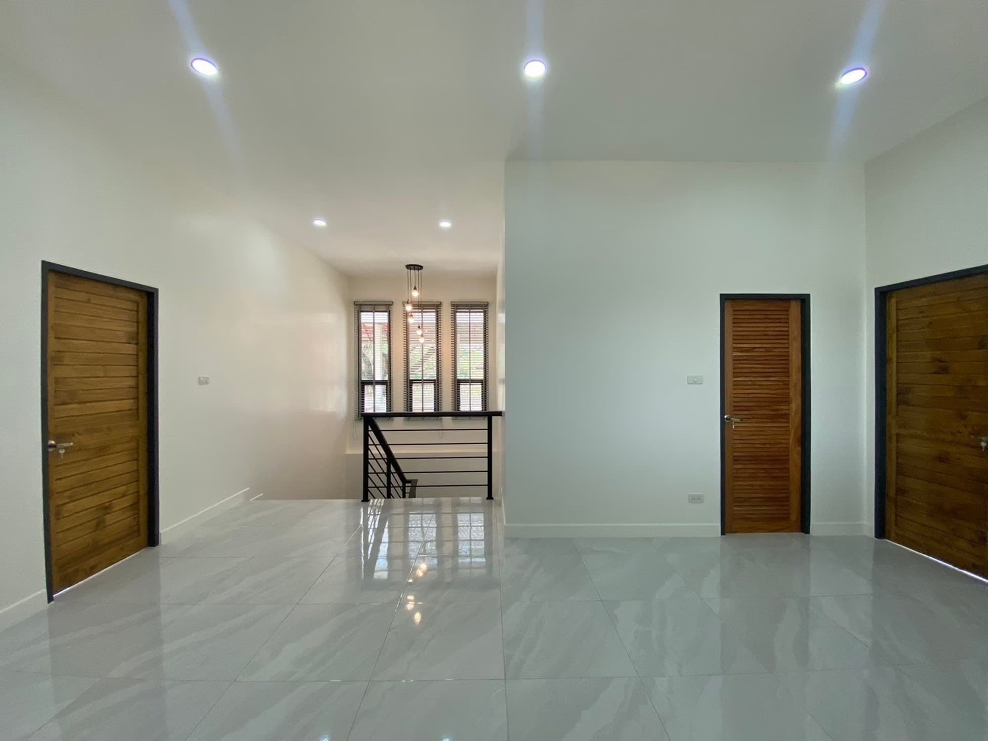 3 Bed House for Sale in Doi Saket District - Image 7