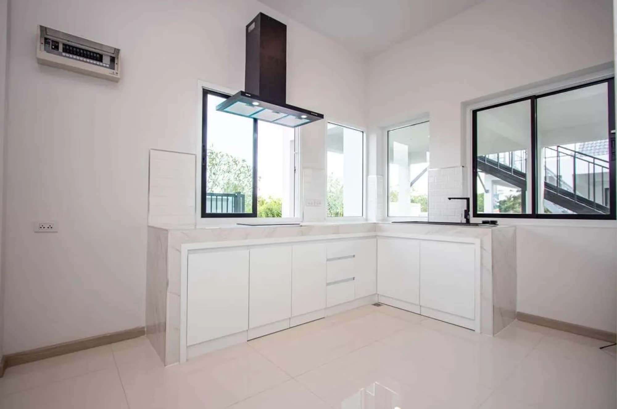 3 Bed House for Sale in Hang Dong District - Image 6