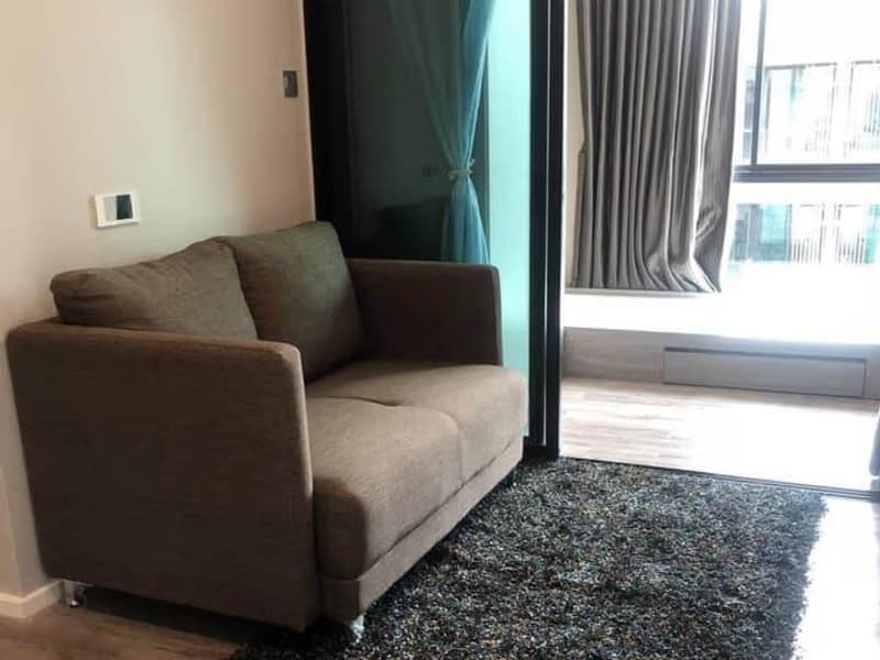 Condo for Rent at Brown Condo HuaiKwang