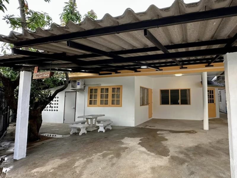 3 Bed House for Rent in San Sai District