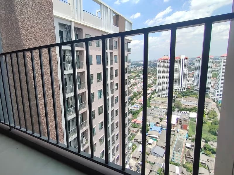 Condo for Rent at Rich Park Triple Station