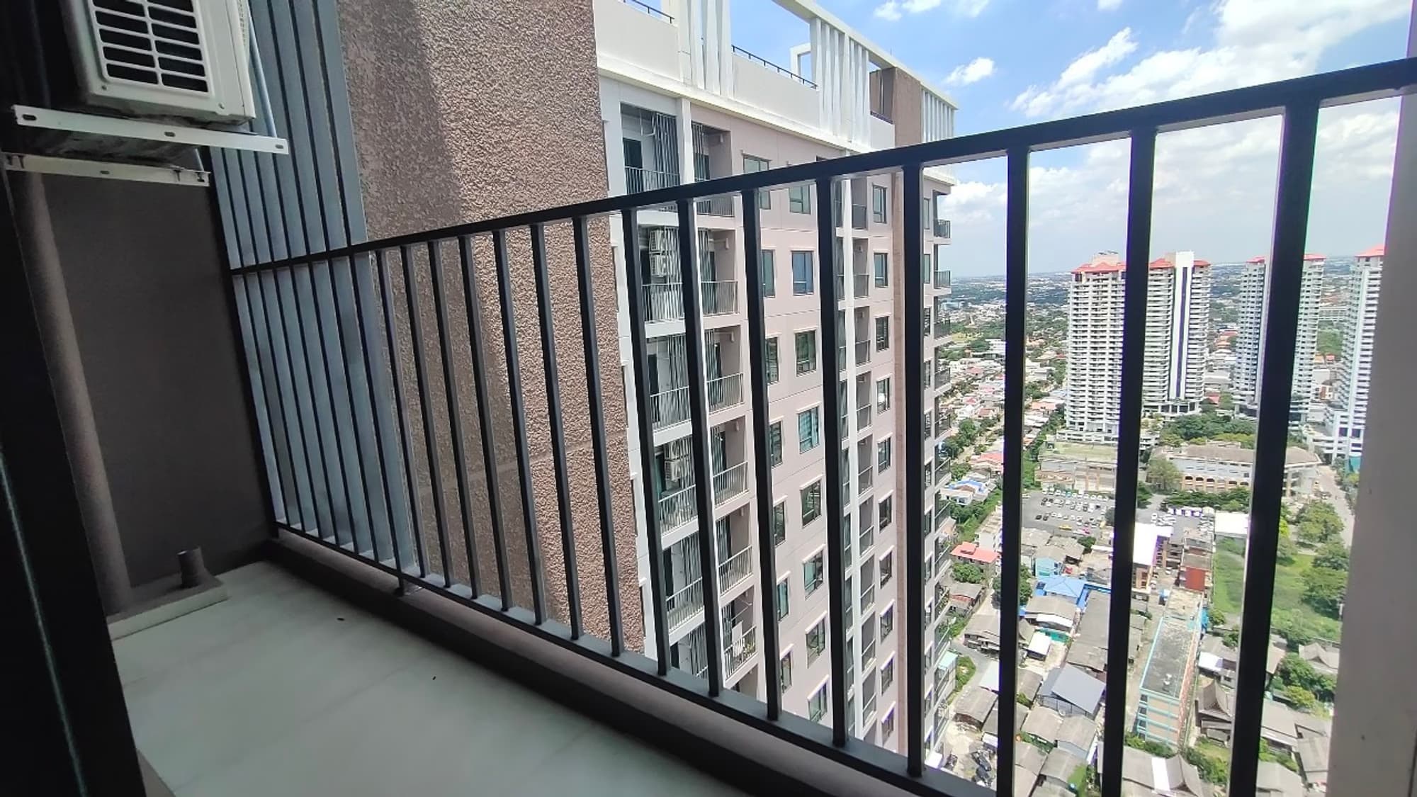 Condo for Rent at Rich Park Triple Station - Image 11