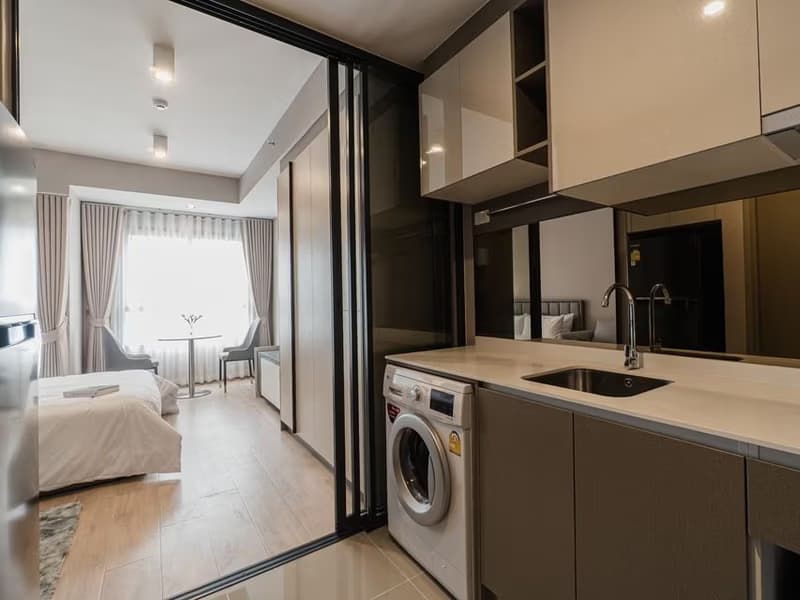 undefined Bed Condo for Rent and Sale  Near Phra Ram 9 MRT
