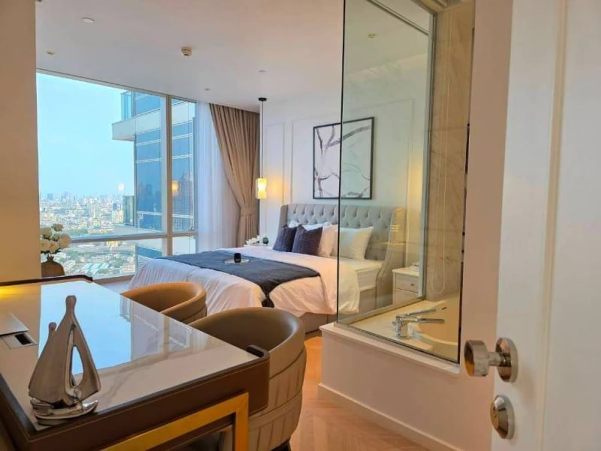 2 Bed Condo for Rent in Sathon - Image 11