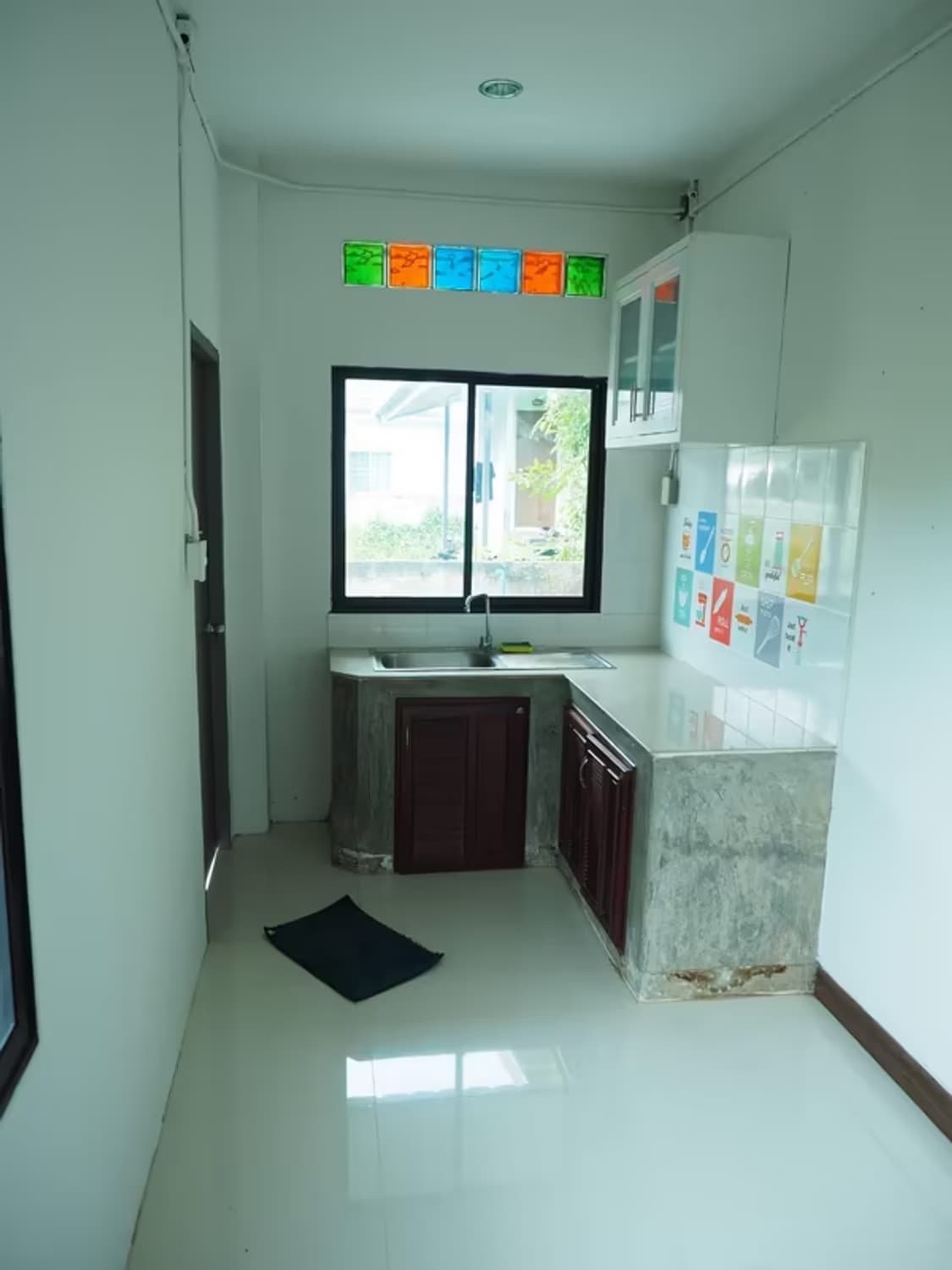 2 Bedroom House - Image 1