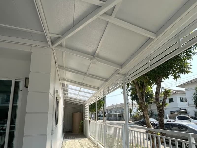 3 Bed Townhouse for Rent in San Kamphaeng