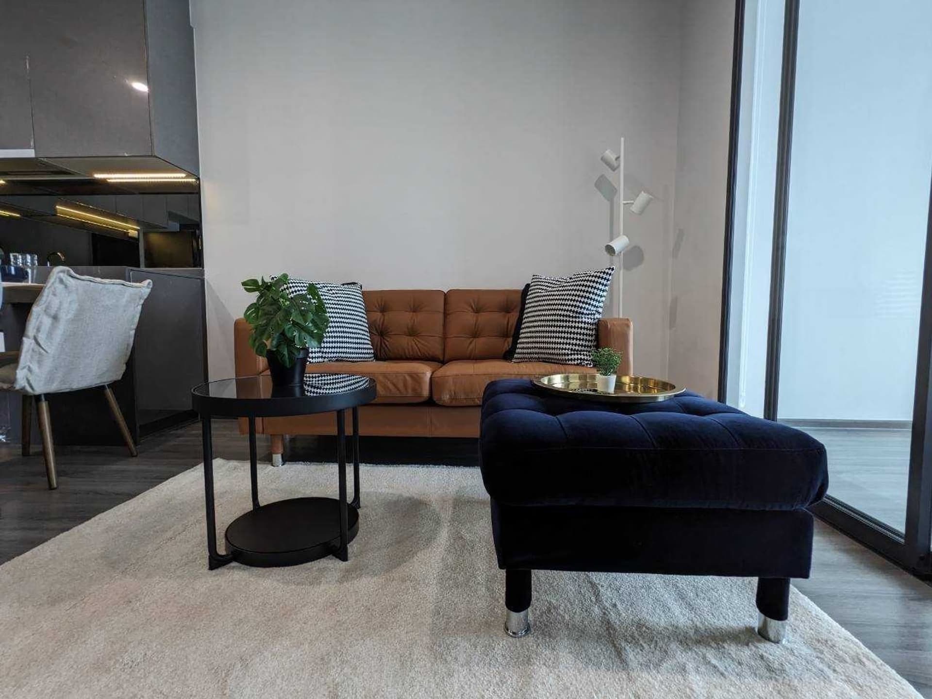 2 Bed Condo for Rent in Bang Rak - Image 4
