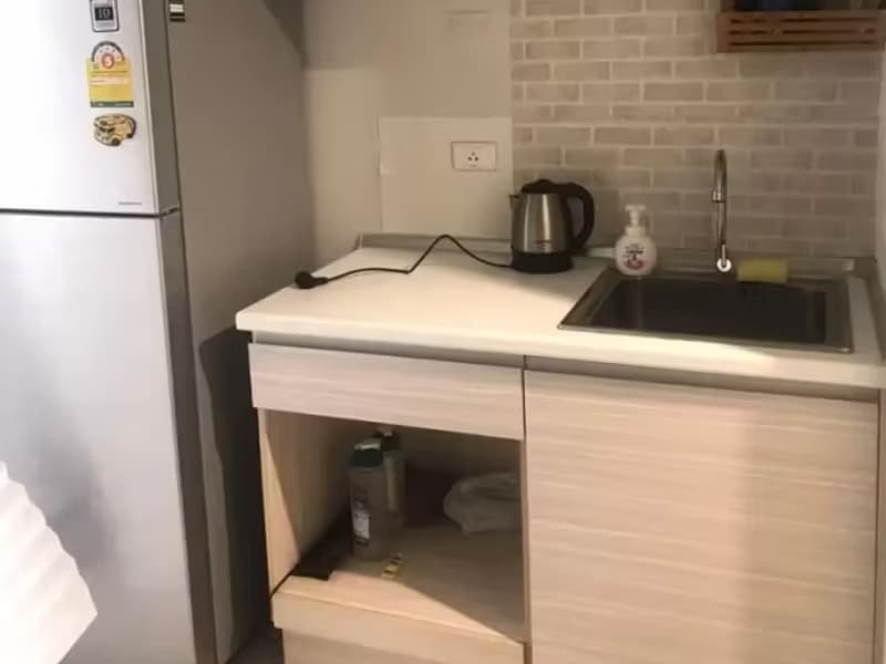 1 Bedroom Condo