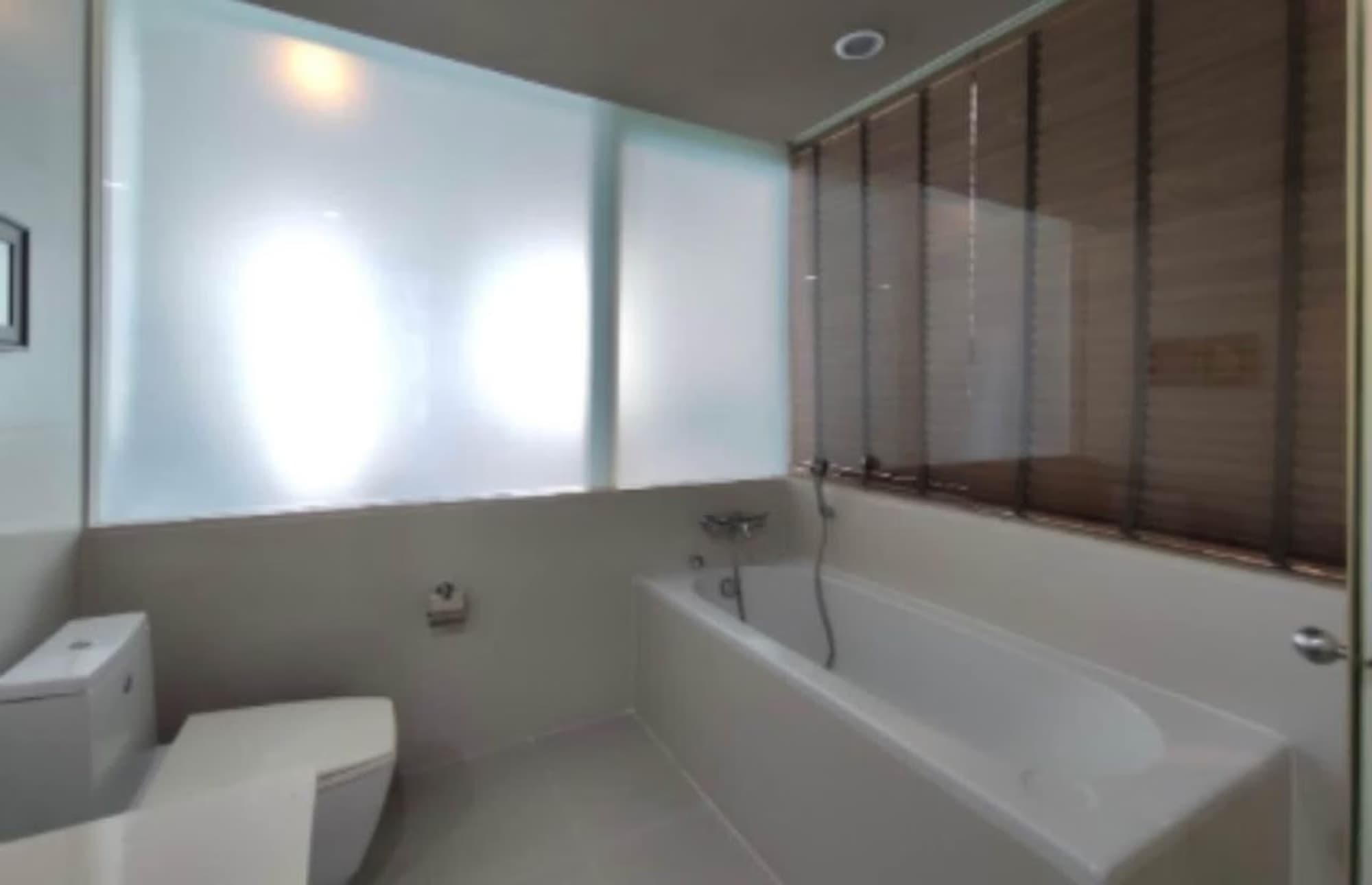  - Image 7