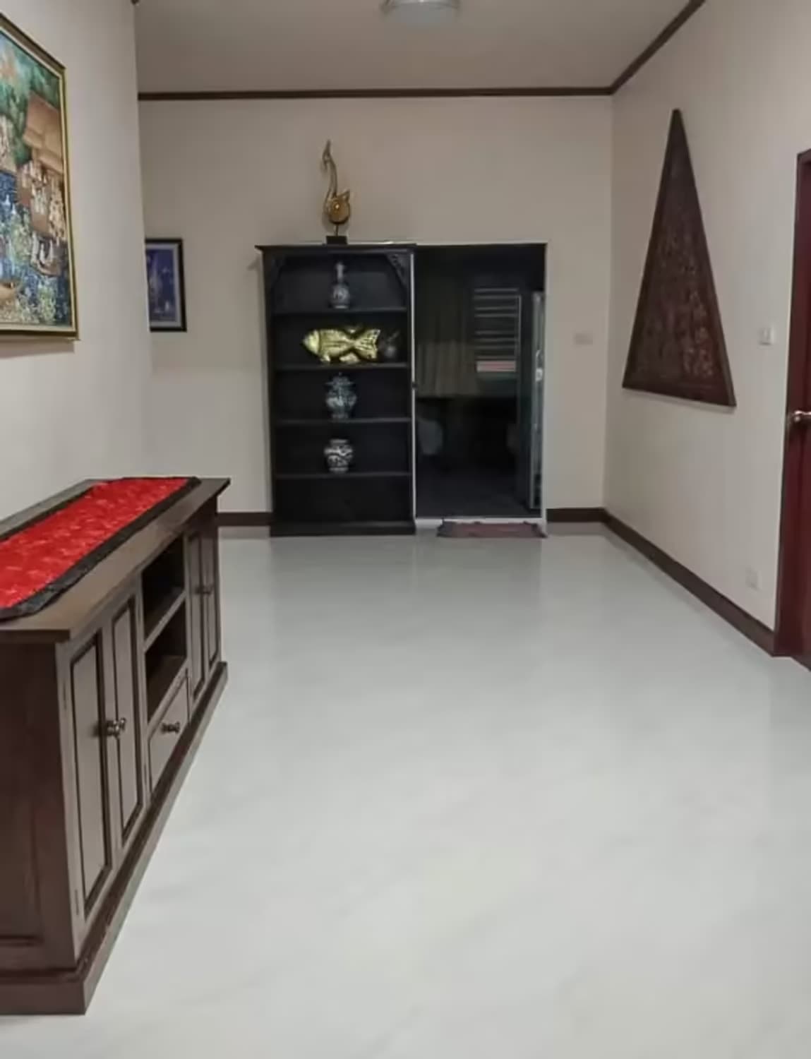 3 Bedroom House - Image 6
