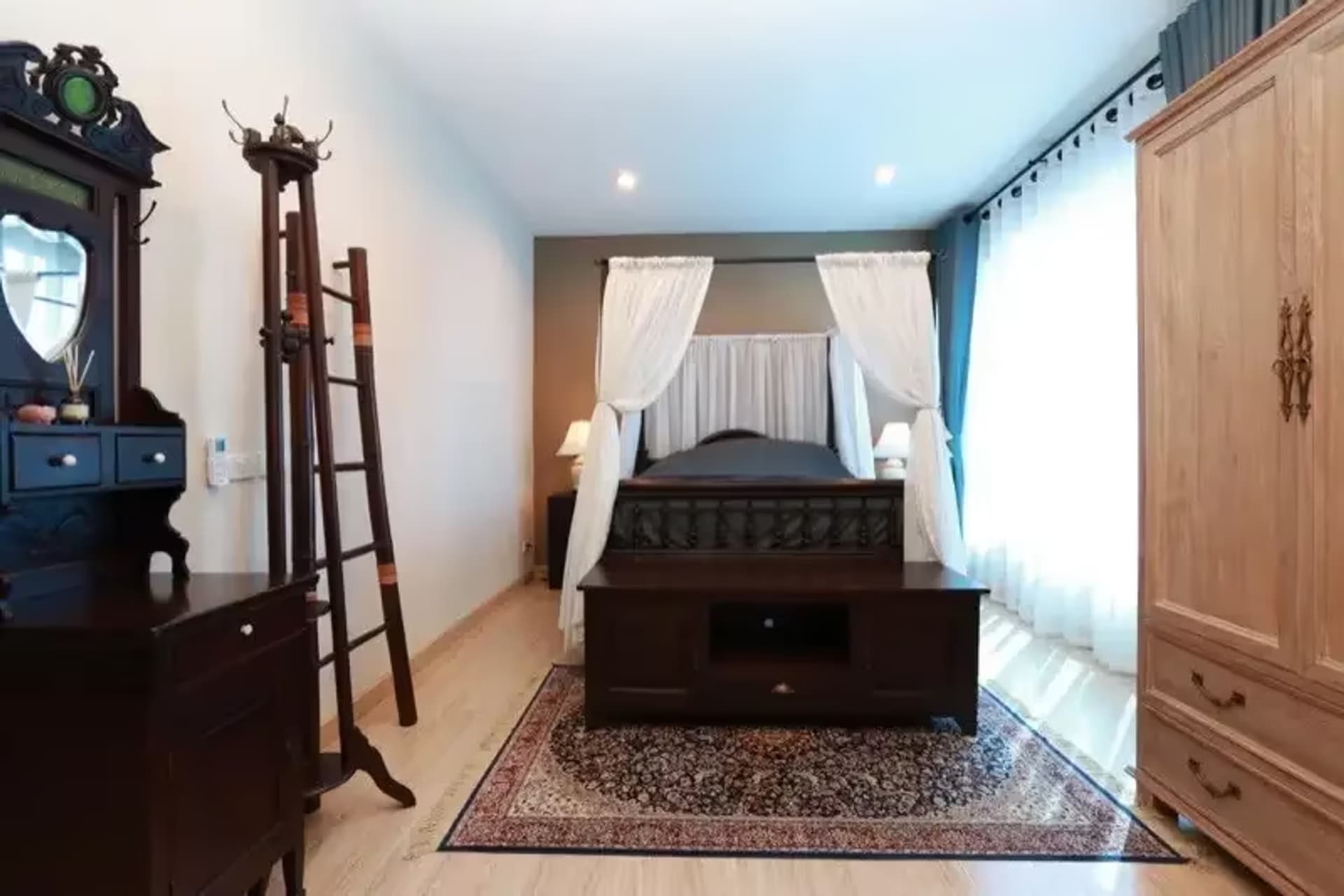 3 Bedroom Condo - Image 3