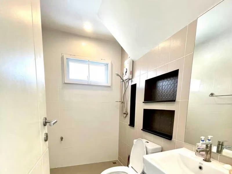 4 Bed House for Rent and Sale in Mueang Chiang Mai