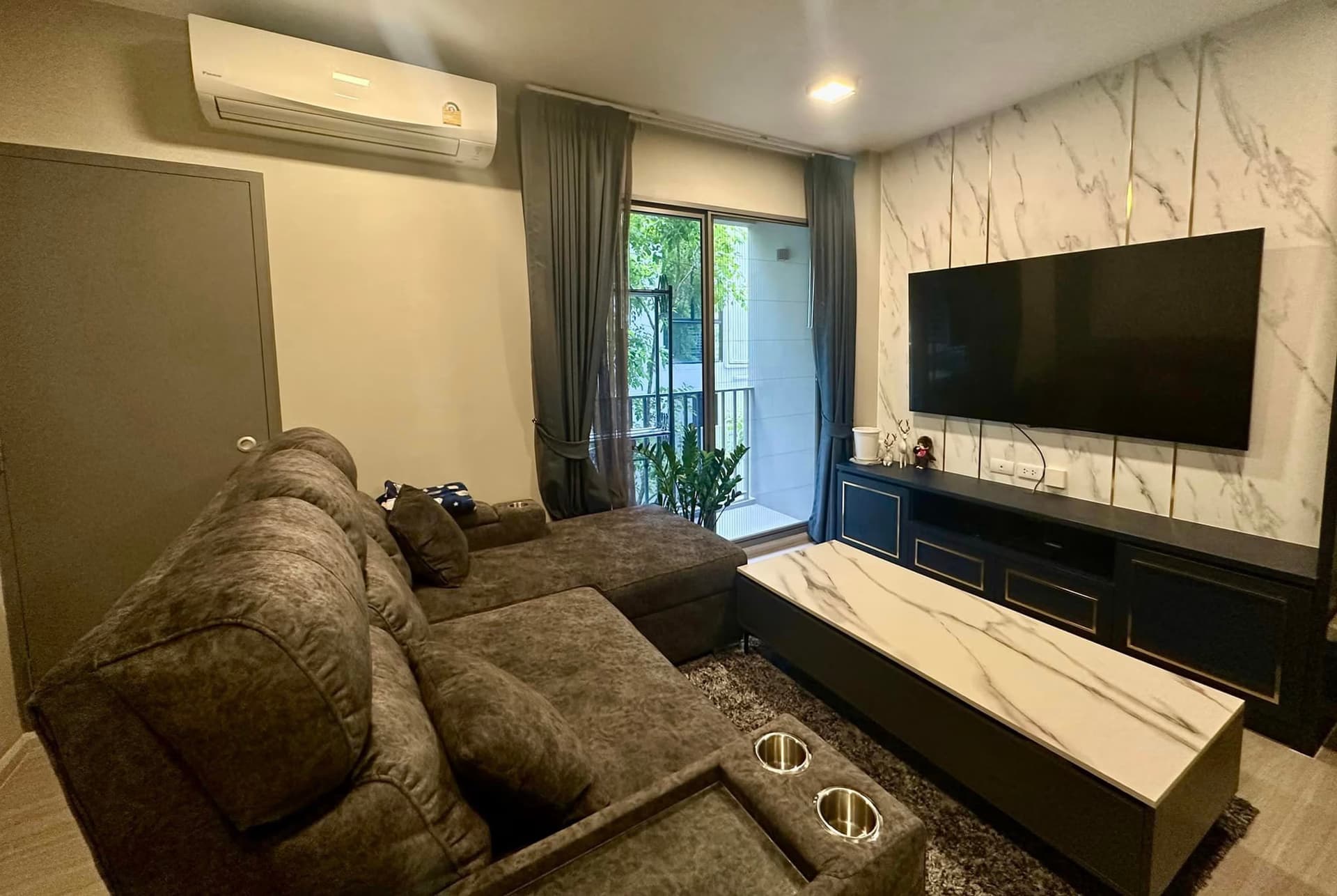 2 Bed Condo for Sale  Near Asok BTS - Image 1