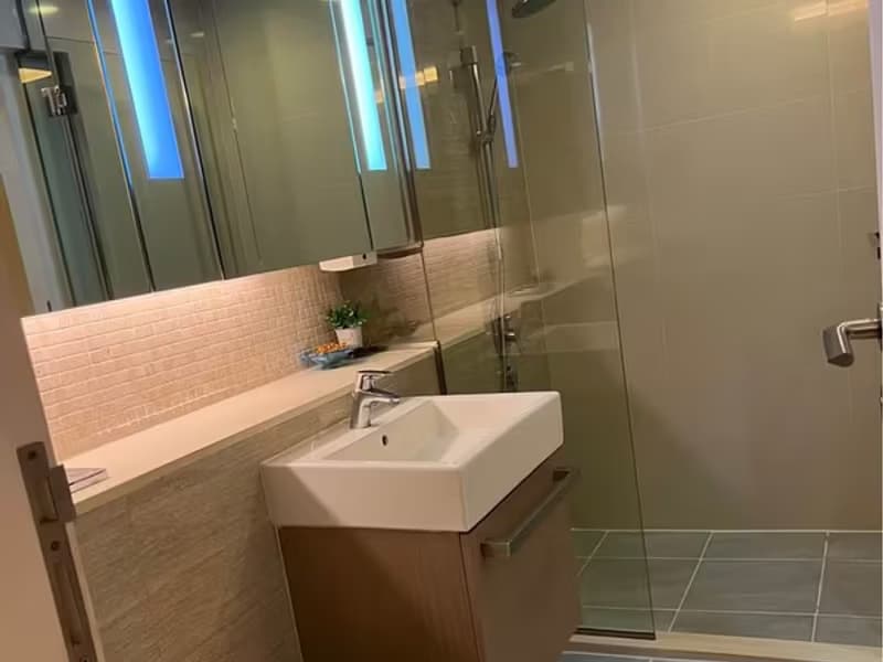 1 Bedroom Condo