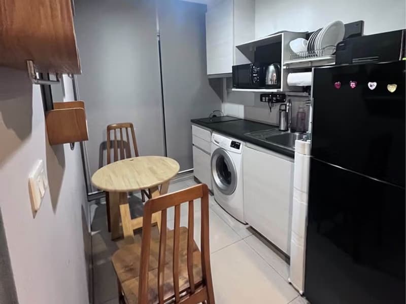 1 Bed Condo for Rent  Near Huai Khwang MRT