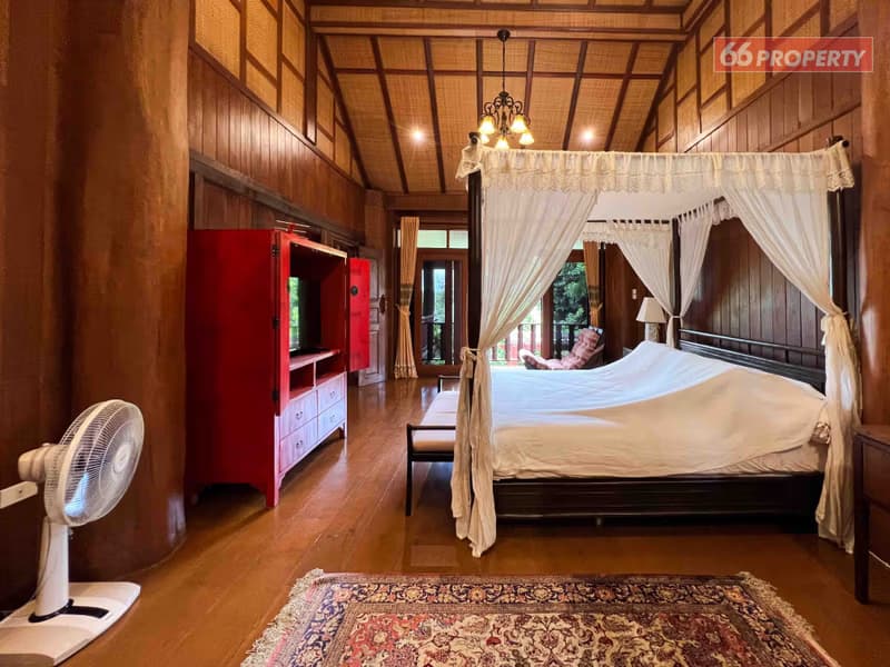 Spacious Pool Villa next to Ping River