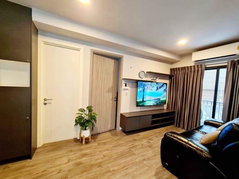 2 Bed Condo for Rent  Near Ramkhamhaeng ARL