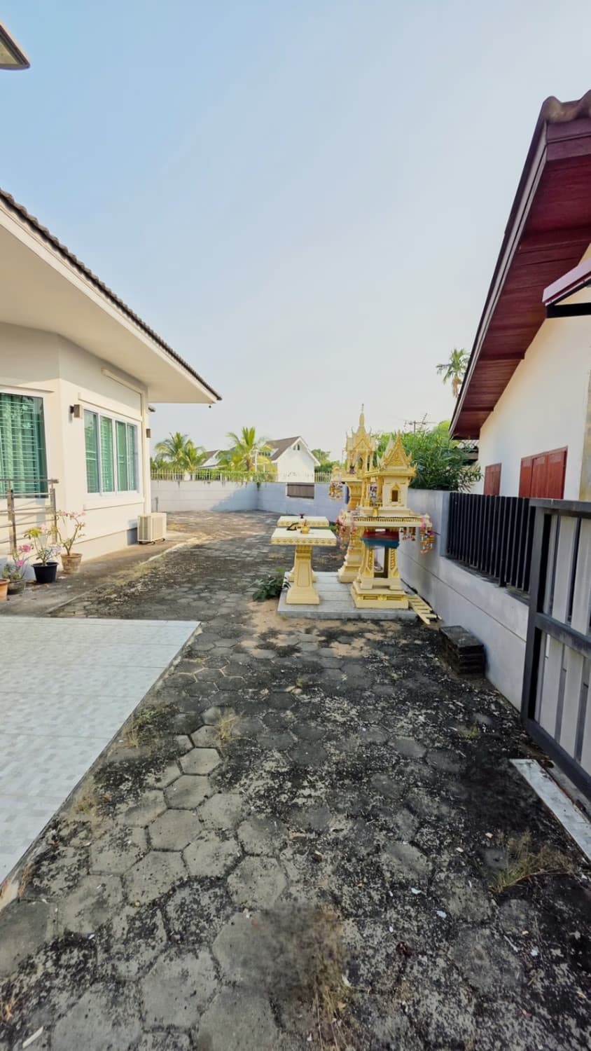 3 Bed House for Sale in San Sai - Image 13