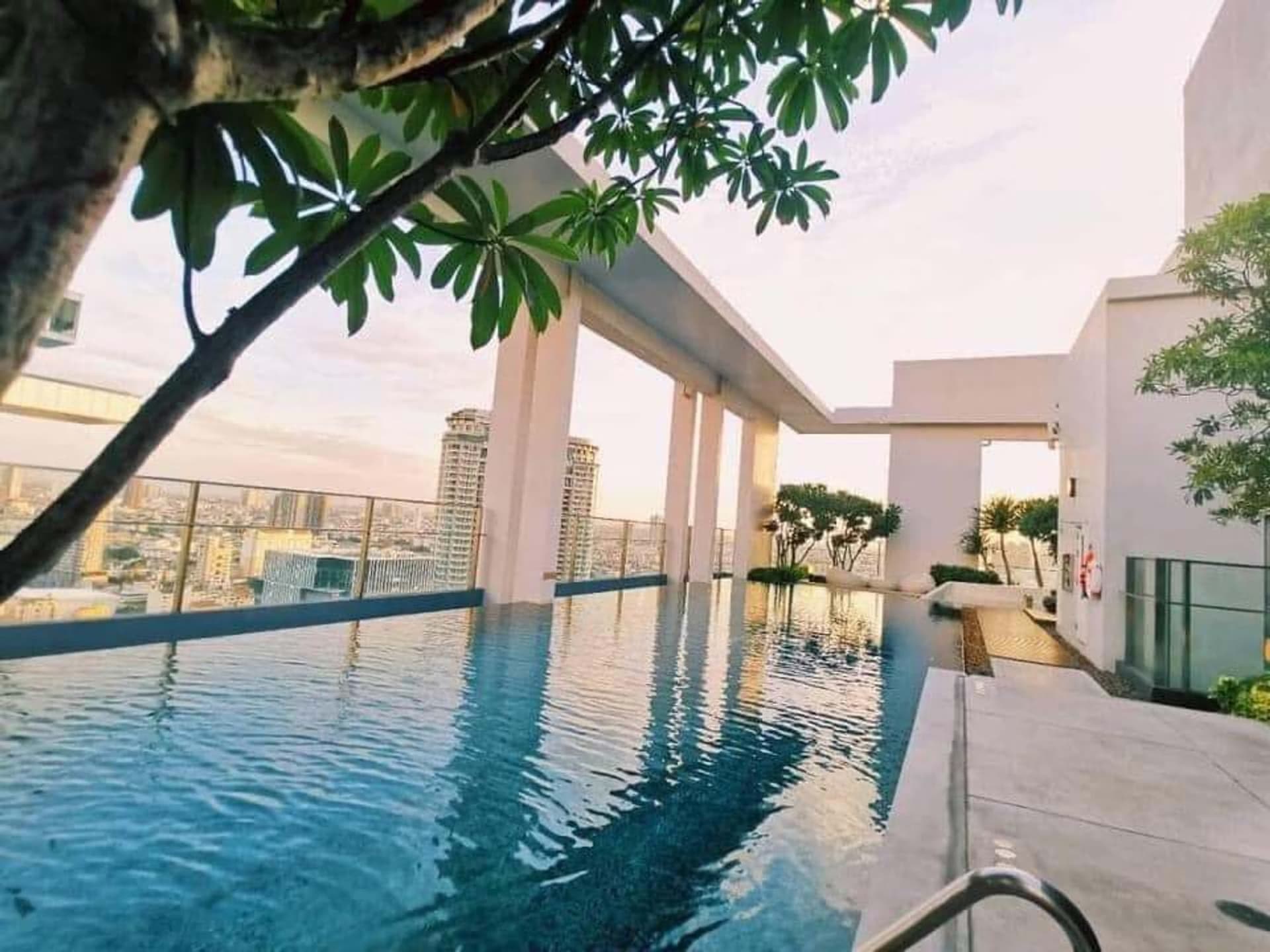 1 ห้องนอน คอนโด สำหรับ จำหน่าย ใน Sathon - Image 7