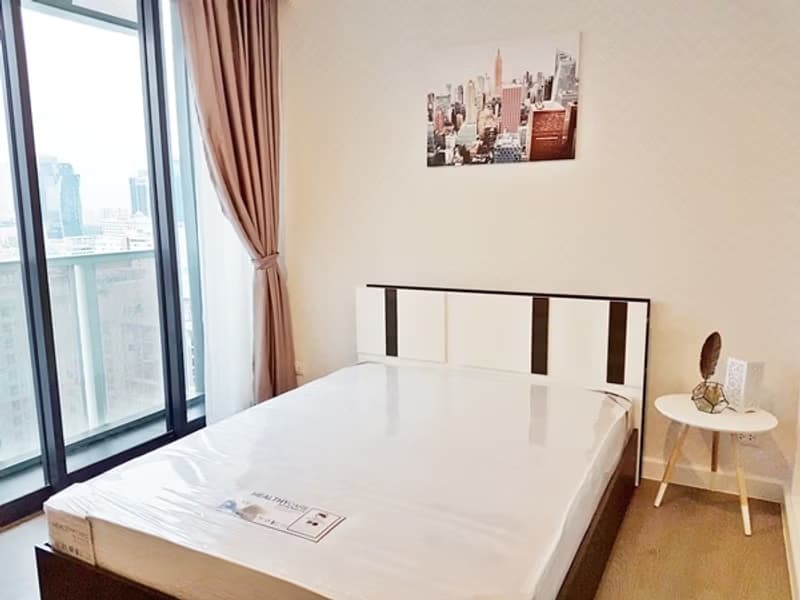 1 Bedroom Condo