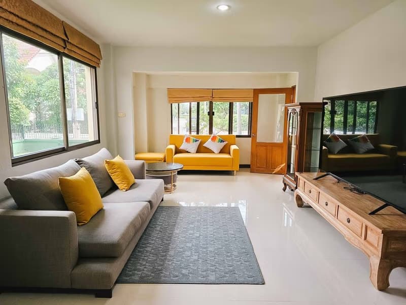 5 Bed House for Rent and Sale in Mueang Chiang Mai