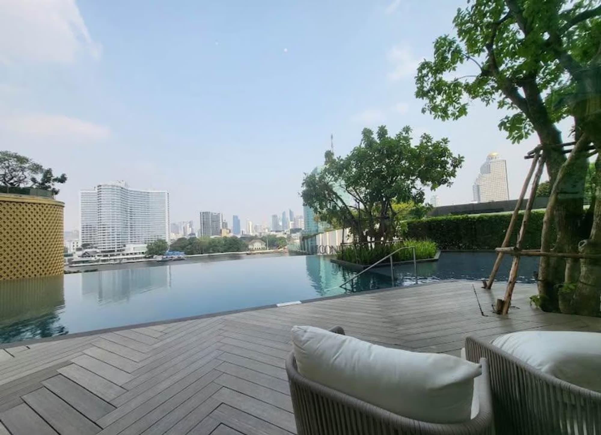 1 Bed Condo for Rent in Khlong San - Image 10