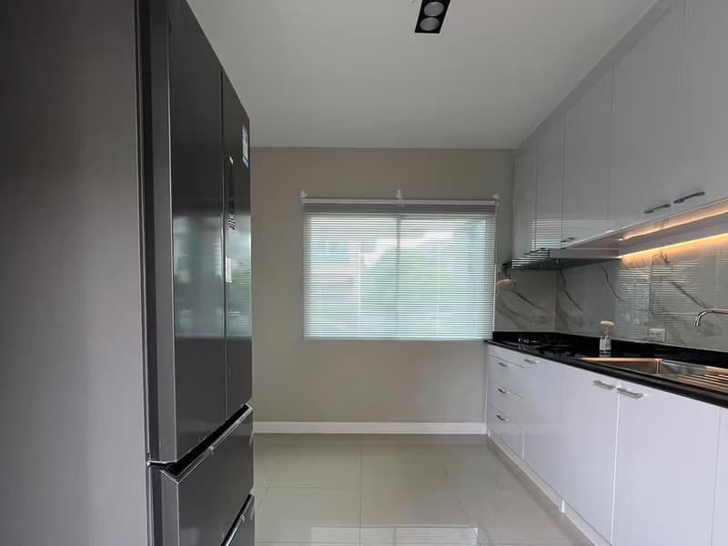 3 Bed House for Rent in Saraphi